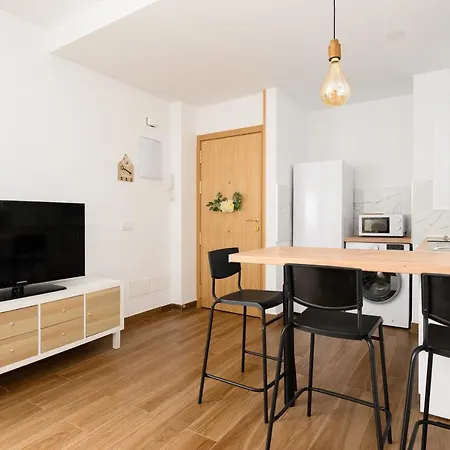 Rosales Canteras Apartment *