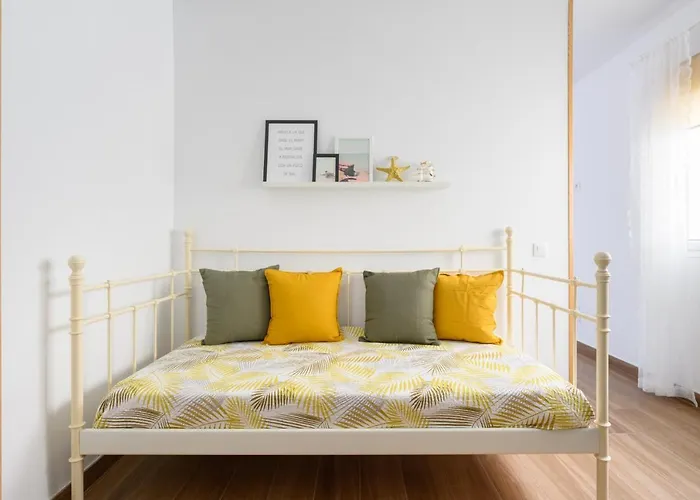 Rosales Canteras 아파트 *